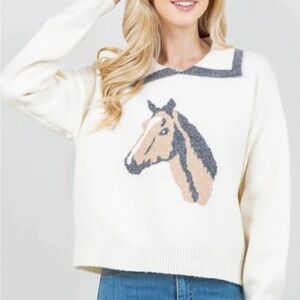 Women's Cream Sweater with Horse Design m/l